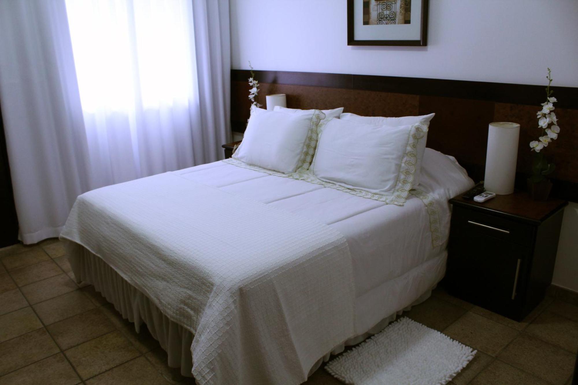 Hotel Dom Henrique Timóteo エクステリア 写真