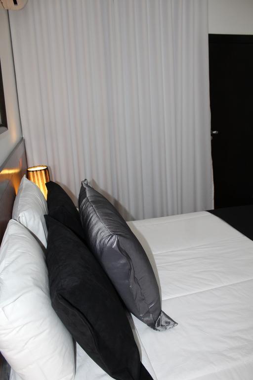 Hotel Dom Henrique Timóteo エクステリア 写真