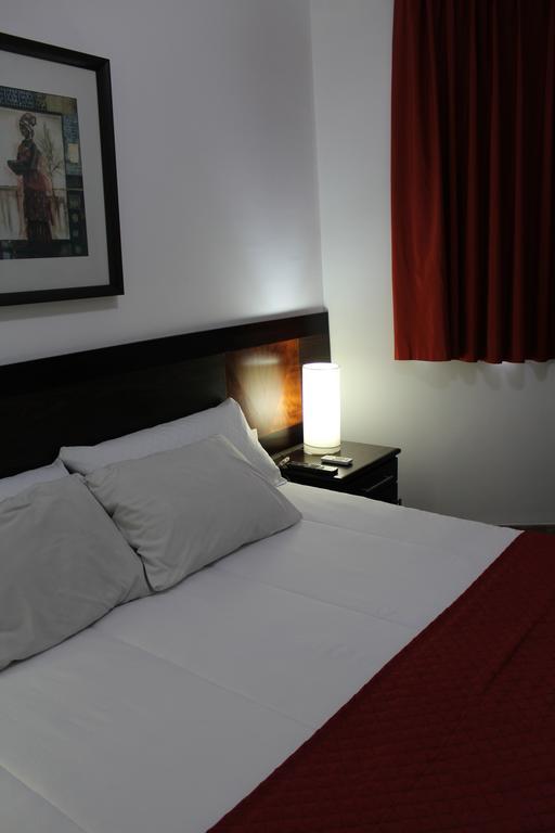 Hotel Dom Henrique Timóteo エクステリア 写真