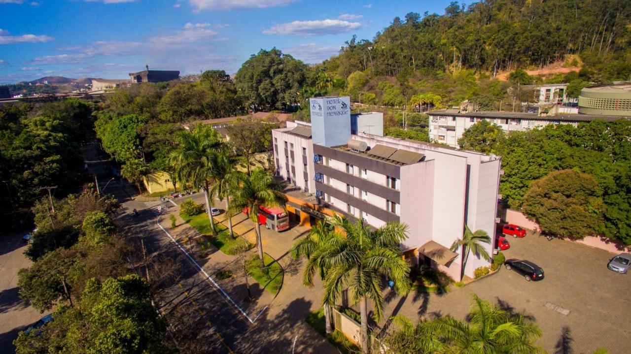 Hotel Dom Henrique Timóteo エクステリア 写真